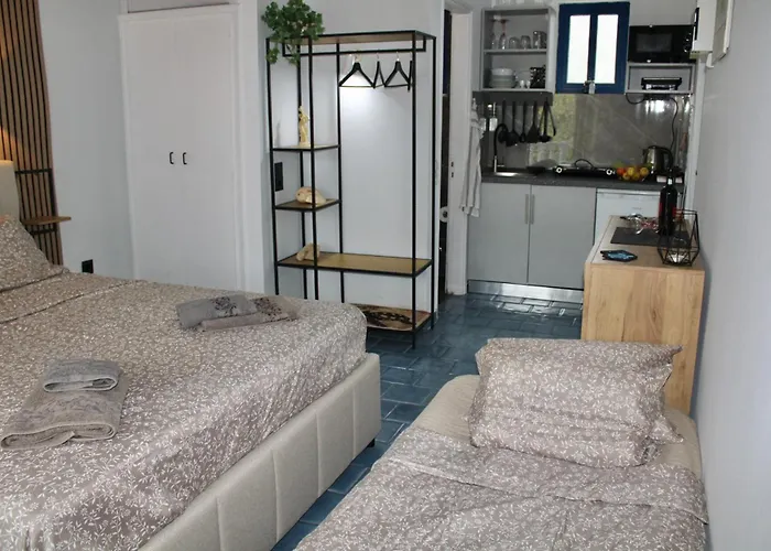 Blue Antonia * Laganas